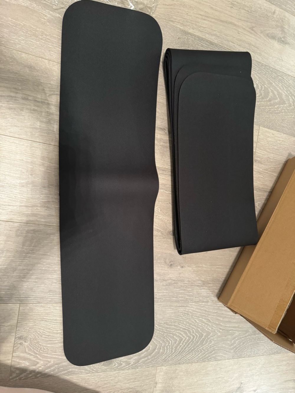 NWT Apriciti Non-Slip Stair Tread Step Mats - Black (Set of 7) 8 X 30"